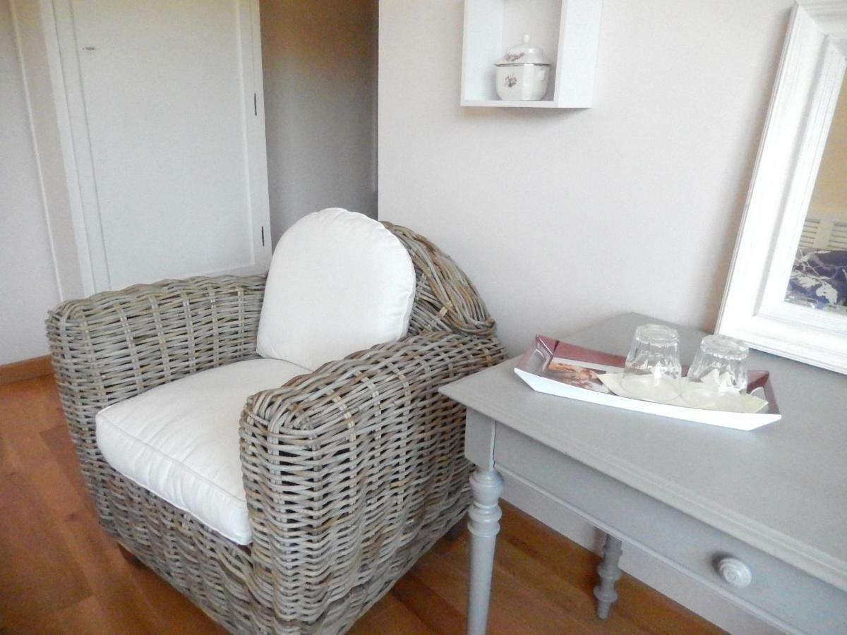 Chambres D'Hote Le Prelude Saint-Martin-des-Noyers 외부 사진
